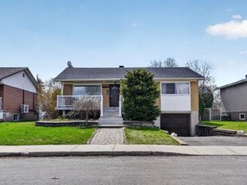 House for sale in Ville-marie, Montreal