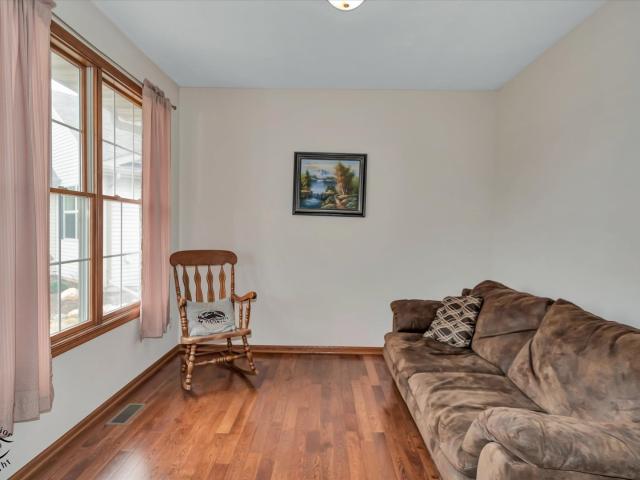 4478 Tufted Deer Court