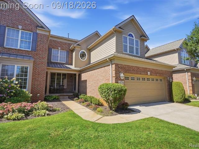 44736 Broadmoor Circle