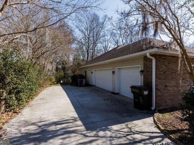 4473 Mahan Drive