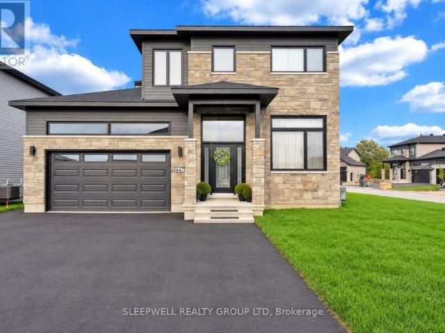 447 Annette Drive #B Russell, ON K0A1W0