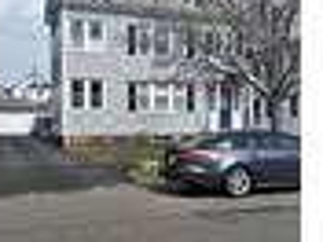 447 Blohm St #1, West Haven, CT 06516