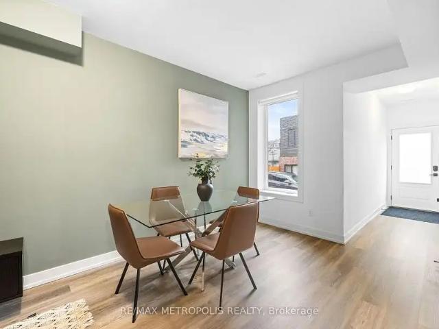 447 Lansdowne Avenue #B