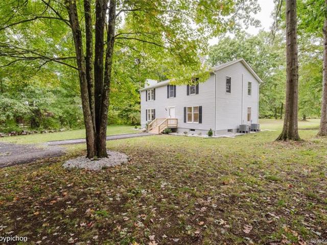 447 N Elting Corners Rd, Highland, NY 12528