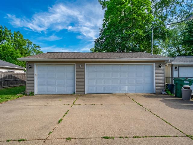 447 W Territorial Road