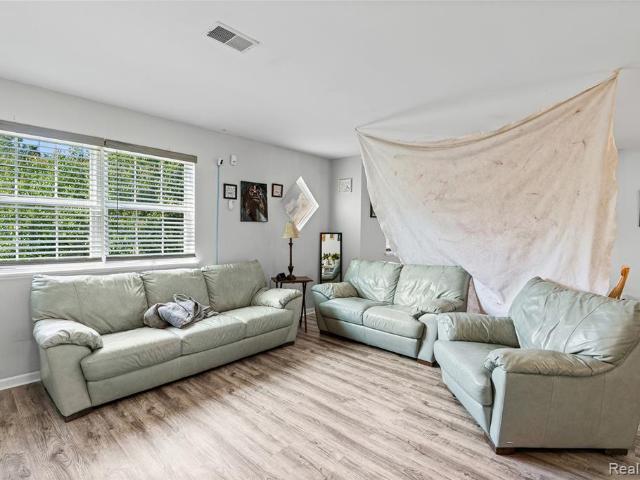 4485 Home Town Drive