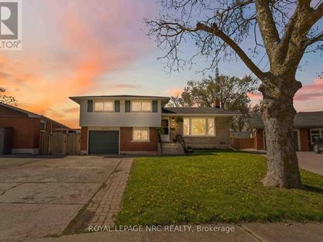 4485 Queensway Crescent, Niagara Falls Morrison, ON, L2E 5R5 house for sale | Listing ID X13102 | Royal LePage