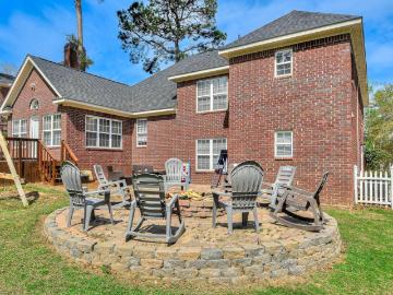 4480 Cape Cod Drive