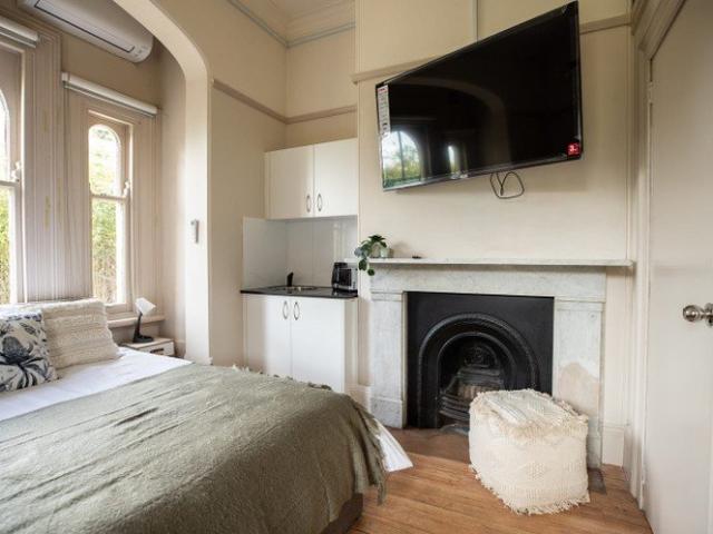 $4480 Fully Furnished | All Bills Inclusive!