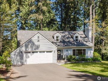 4482 NW Cascade St, Silverdale, WA 98383 | MLS #2511
