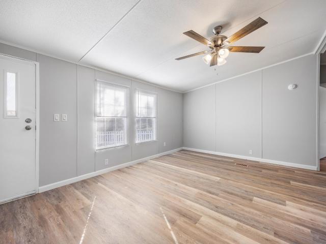 4483 Grizzly Rd