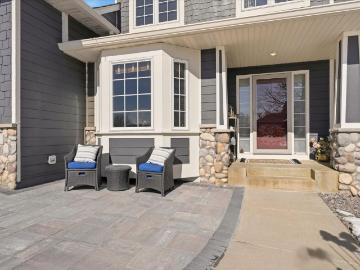 448 Singing Hills Dr SE, Lonsdale, MN