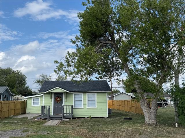 448 Peach Street