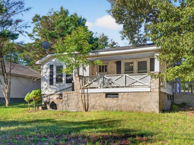 448 W State Line Road