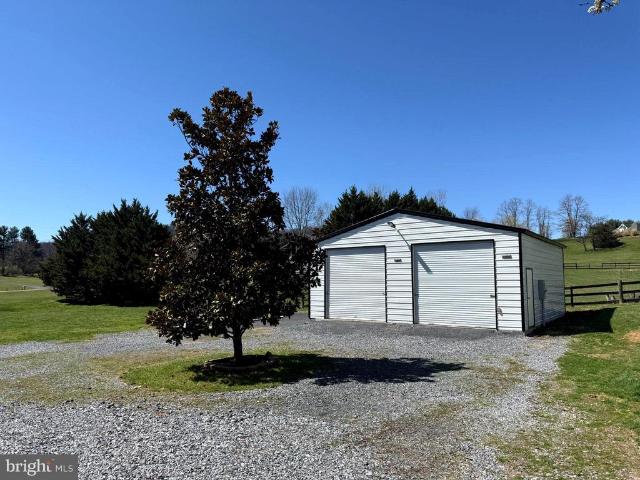 4494 Cedar Creek Grade