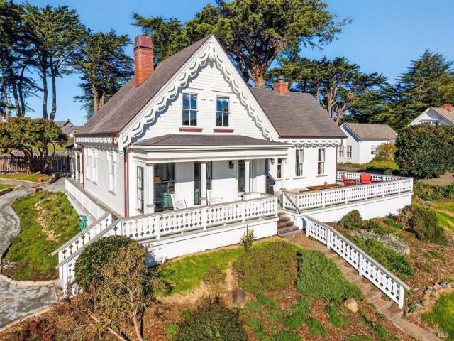 44900 Little Lake Rd, Mendocino, CA 95460 | MLS #326000