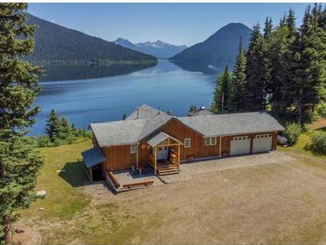 4490 Bowron Lake Road, Wells, BC, V0K 2R0 house for sale | Listing ID R3160 | Royal LePage