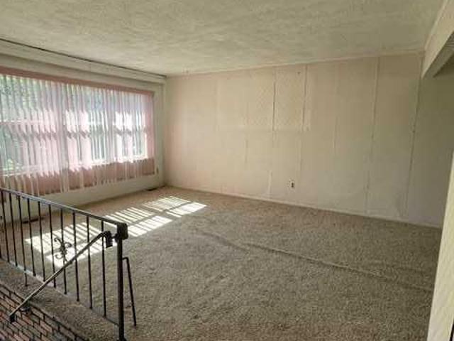 449 2Nd Street