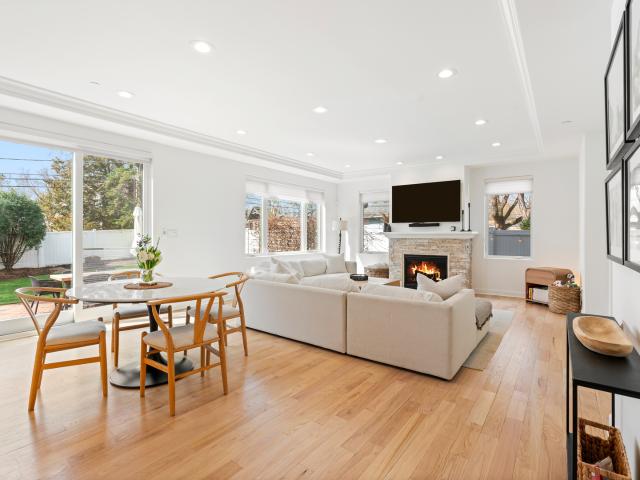 449 E Rockland Road