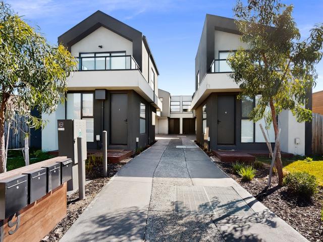 4/49 Morotai Parade, Heidelberg West