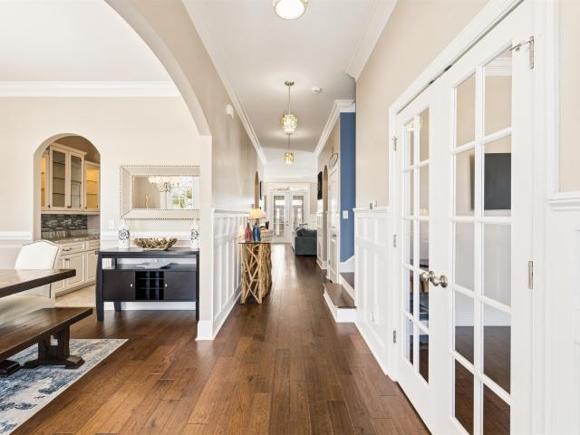 449 Saint Julian Ln