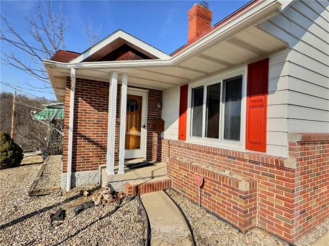 449 Race St, Waynesburg, PA 15370 | MLS #1740