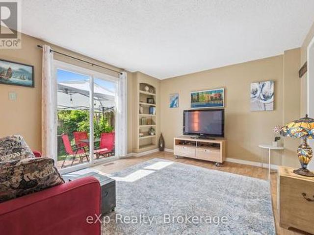 44 40 Silvercreek Parkway N, Guelph Junction/Onward Willow, ON, N1H 7X5 townhouse for sale | Listing ID X13624 | Royal LePage
