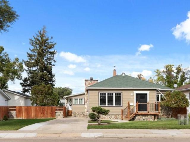 44 8 Street Ne, Medicine Hat, AB, T1A 5R3 house for sale | Listing ID A2347 | Royal LePage