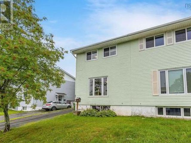 44 Tillock Drive, Lower Sackville, NS, B4C 1K7 house for sale | Listing ID 202619 | Royal LePage