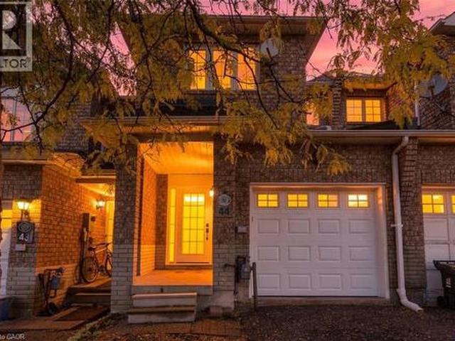 44 Viewcrest Circle, Etobicoke, ON, M9W 7G6 house for sale | Listing ID 40871 | Royal LePage