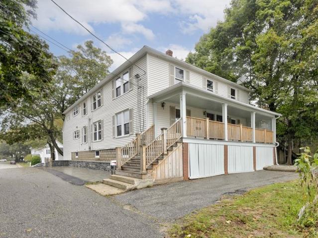 44 Warren Ave, Cape Elizabeth, ME 04107