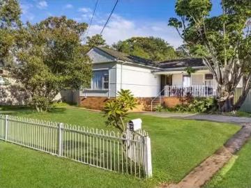 44 William Street, Condell Park House for rent Listed by Jaco.