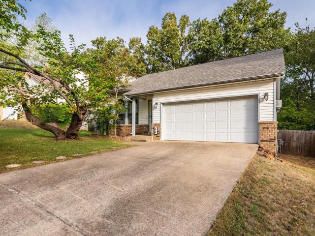 44 Willow Oak Loop