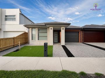 44 Yellowbox Drive, Point Cook