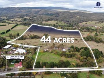 44 Acres of Sensational Lifestyle Opportunity!