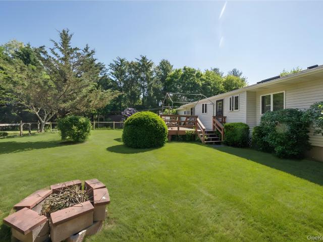 44 Aliperti Road