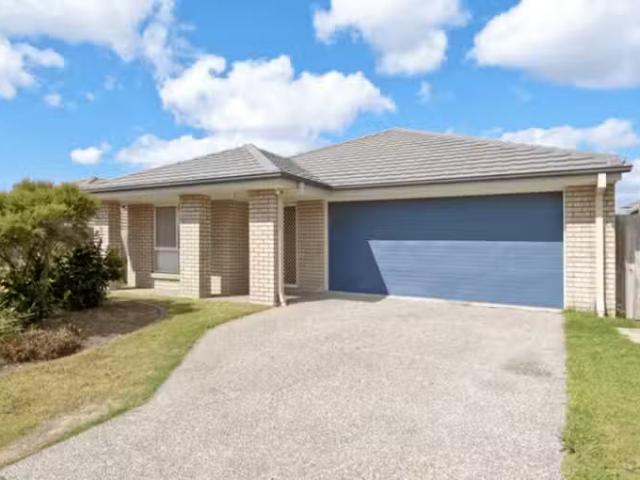 44 Alvine Drive, EAGLEBY, QLD 4207 House for Rent