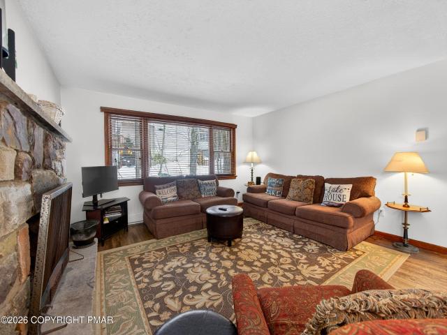 44 Big Bass Dr, Gouldsboro, PA 18424 | MLS #PM 138876