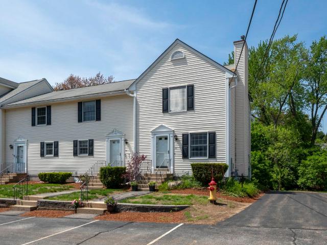 44 Brook Hollow Way