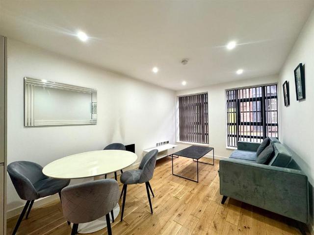 44 Camden Street, Birmingham B1 1 bed apartment to rent £945 pcm £218 pw