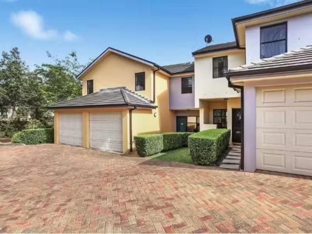 4/4 Carden Avenue, Wahroonga Apartment for rent Listed by Mad.