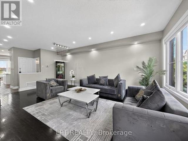 44 Cedar Lake Crescent, Brampton, ON, L6Y 0P9 townhouse for sale | Listing ID W13805 | Royal LePage