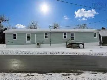 44 Chapel Street, Springhill, NS, B0M 1X0 house for sale Li.