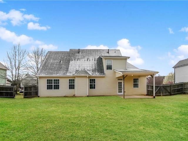 44 Colonial Circle