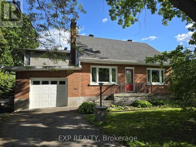 44 Clearview Avenue Ottawa, ON K1Y2K5