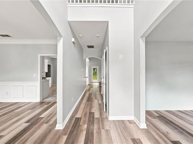 44 Creekside Way