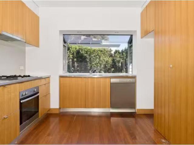 4/4 Davey Street, Parkside Apartment for rent Listed by Terry.
