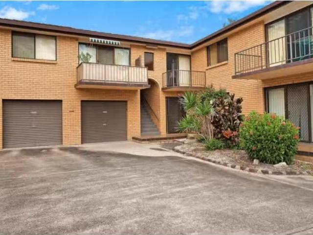 4/4 Ducat St, Tweed Heads Apartment for rent Listed by Leasin.