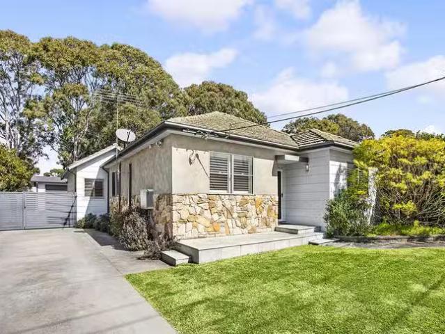 44 Durbar Avenue, Kirrawee, NSW 2232