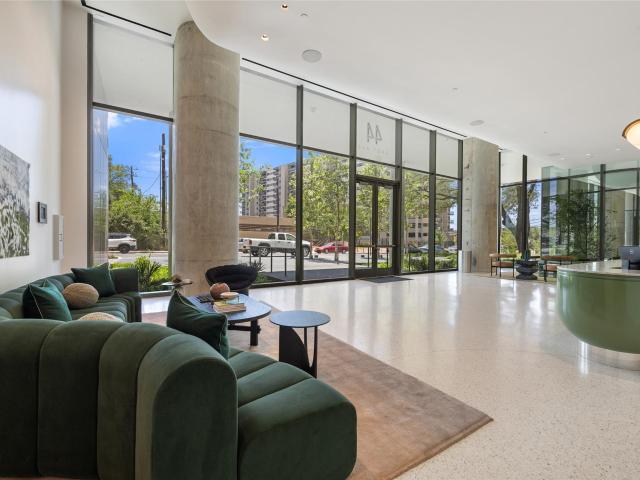 44 East Ave # 4104
